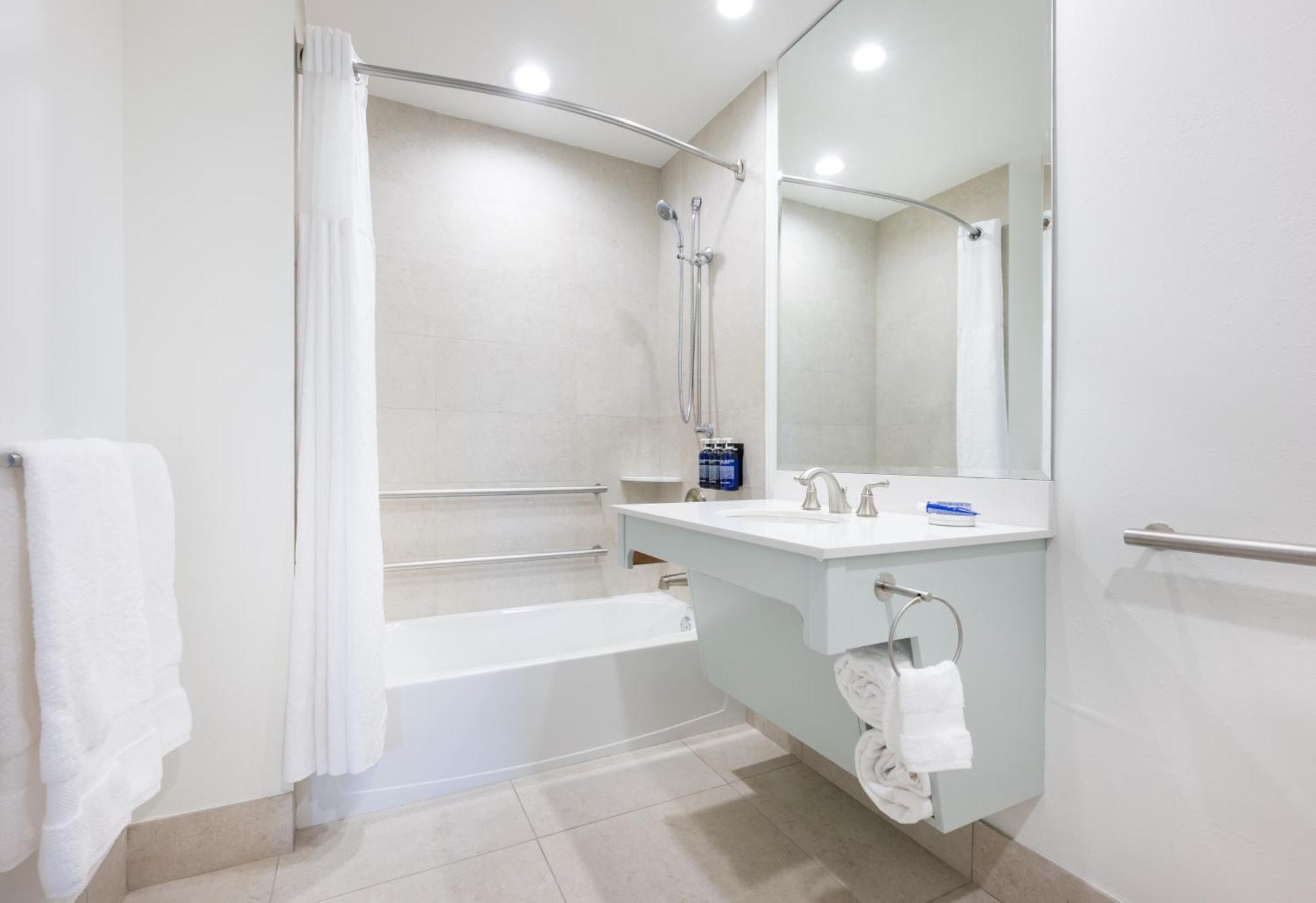 Brand New Cabana Poolside Room 2 Queen Hearing Accessible,1620590950:JPEG